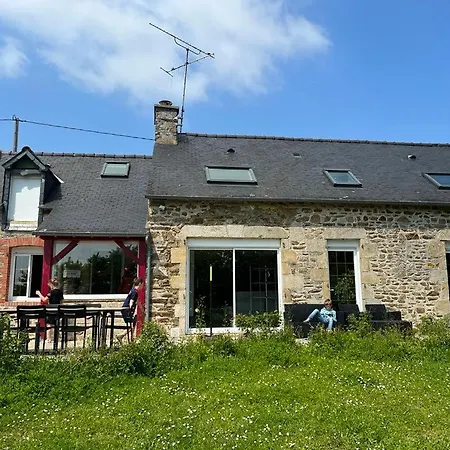 Nyaraló Maison 4ch Avec Piscine Couverte Chauffee Saint-Mars-du-Desert (Mayenne)